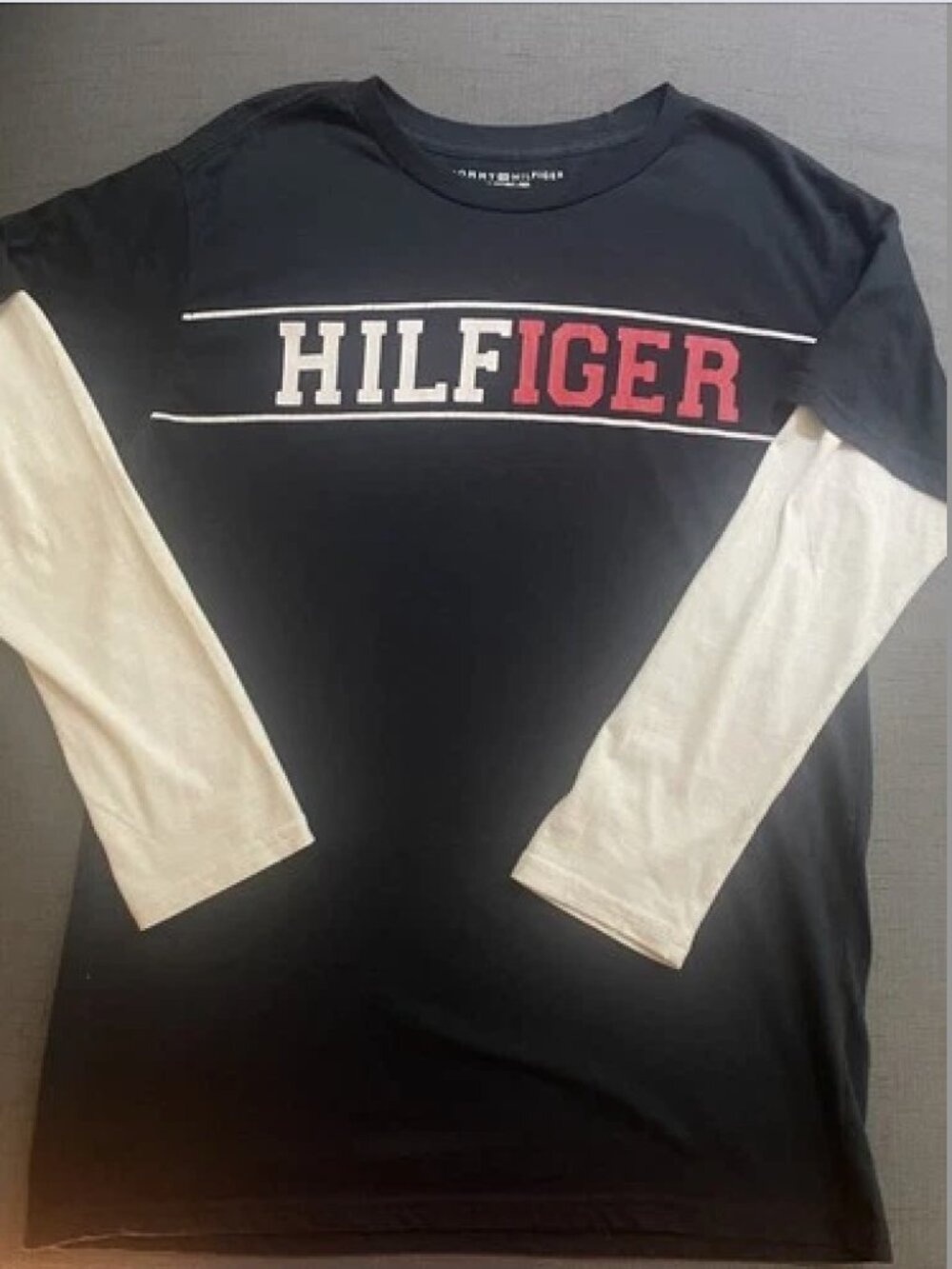 Tommy Hilfiger Double-Sleeve Boys T-Shirt Sz XL